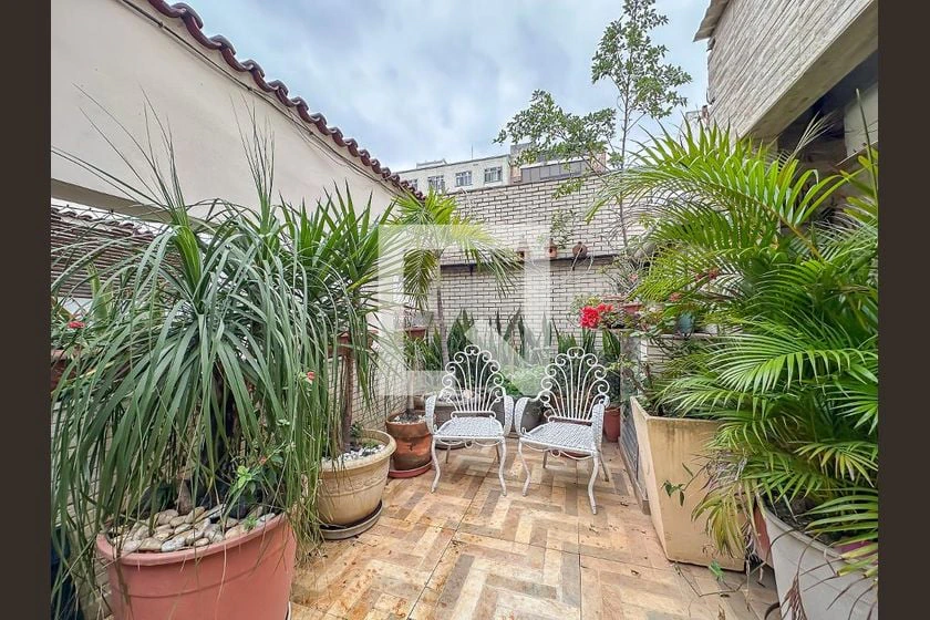 Furnished 75 m² duplex with balcony and built-in grill — photo 16