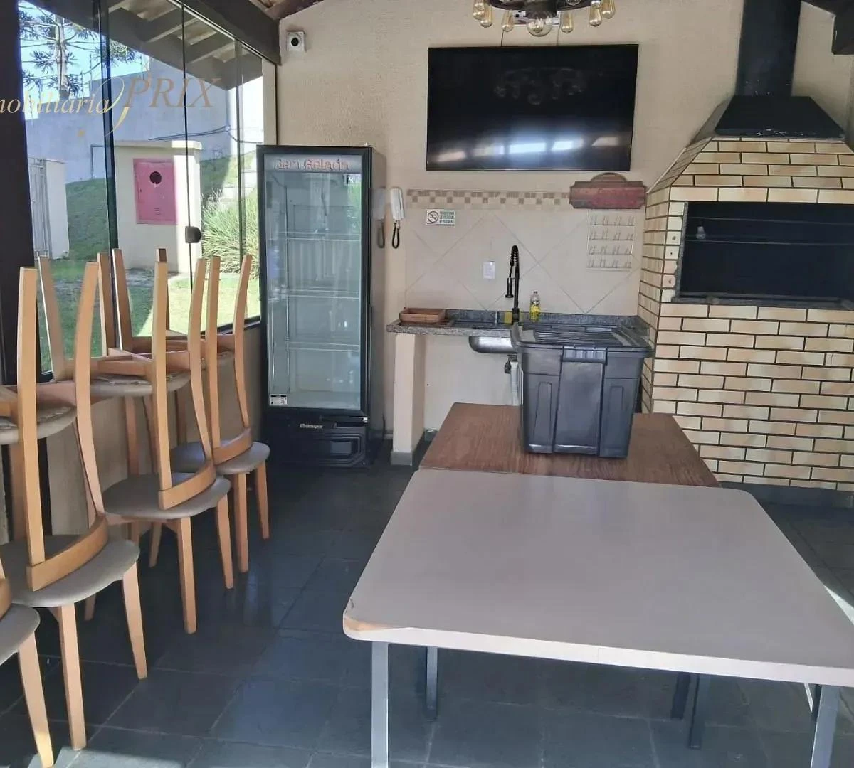 3-bedroom apartment with a glass-enclosed balcony — photo 44