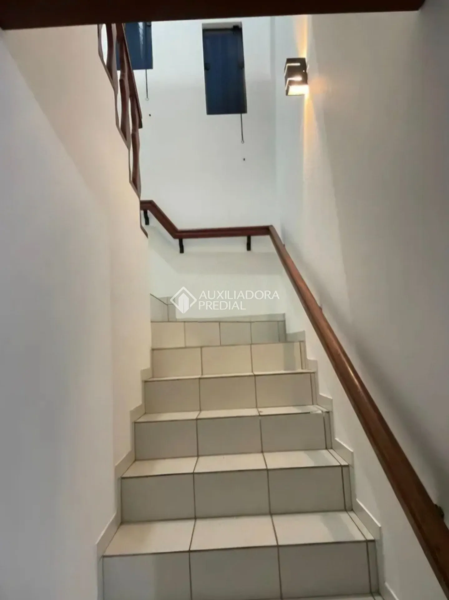 House with 3 bedrooms and open-plan kitchen — photo 5