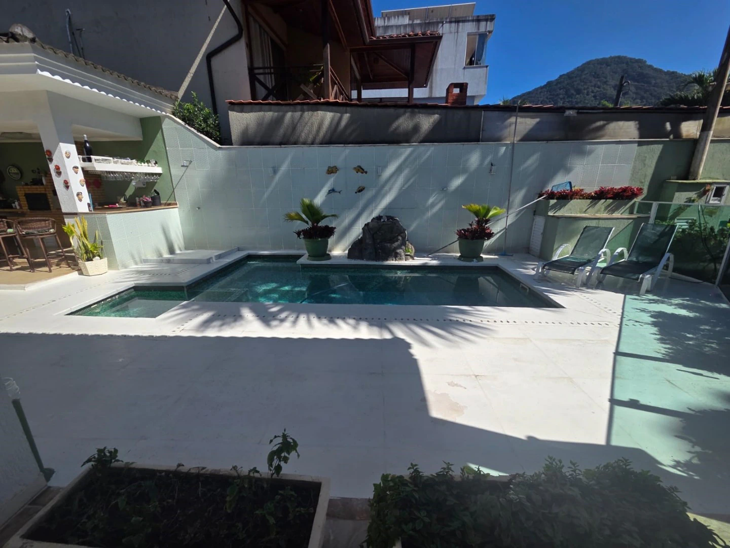 Casa mobiliada com 4 suítes e churrasqueira privativa — photo 12