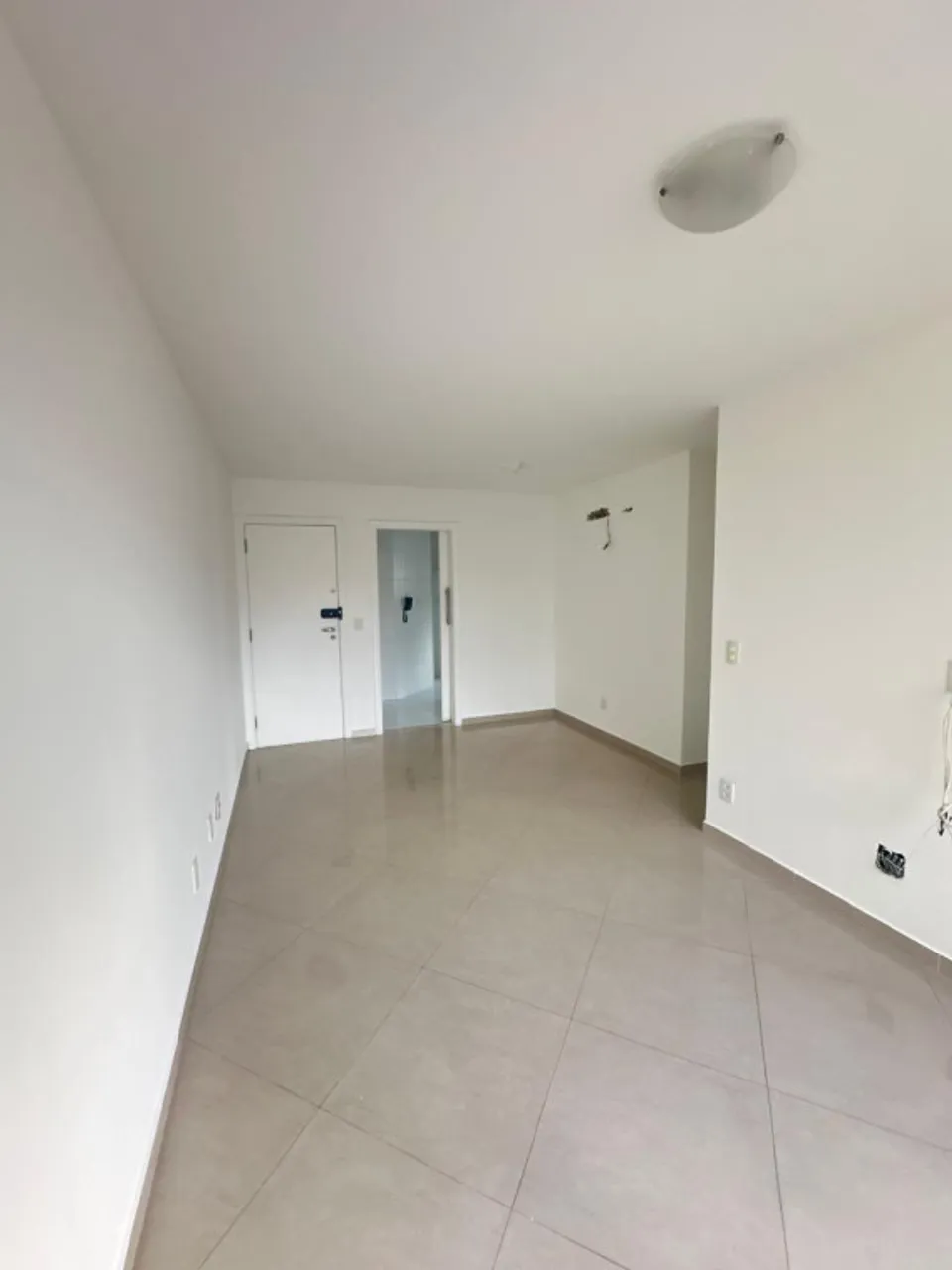 3-bedroom apartment with a separate kitchen and stove — photo 6