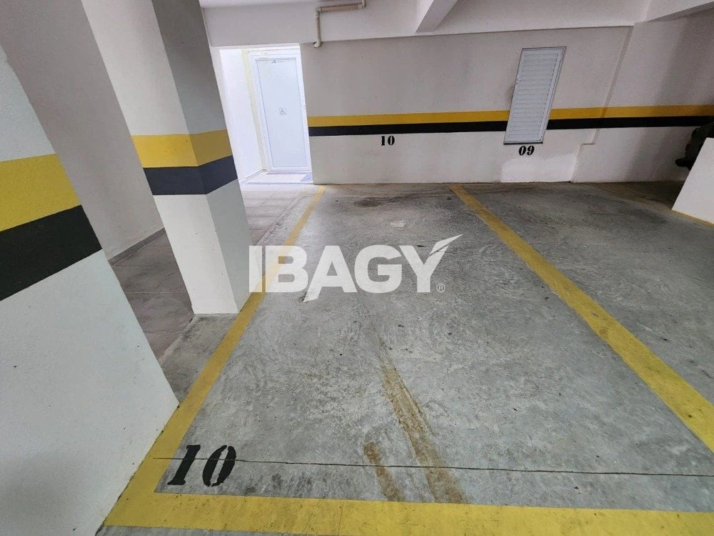 Apartamento com 2 dormitórios e varanda com churrasqueira — photo 17