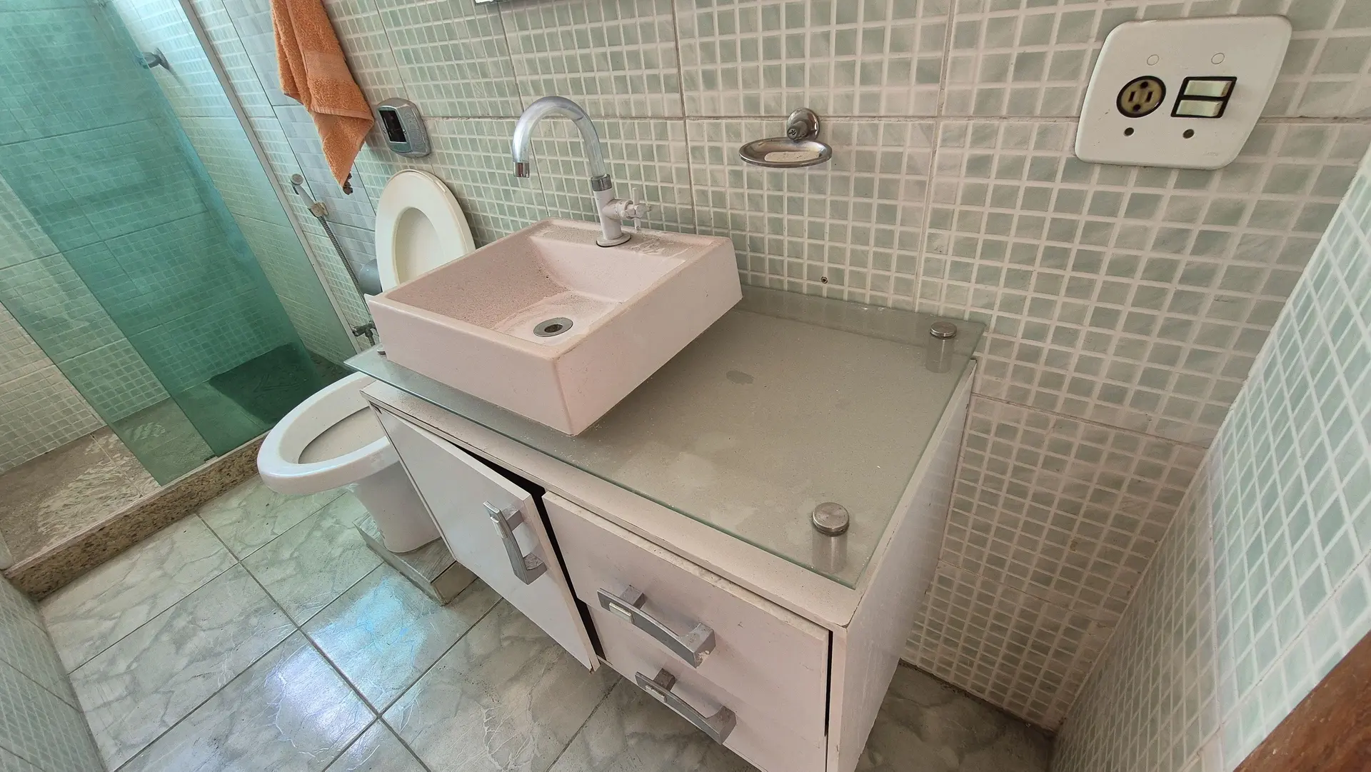 Home office in a 2-bedroom apartment, 43 m² — photo 13