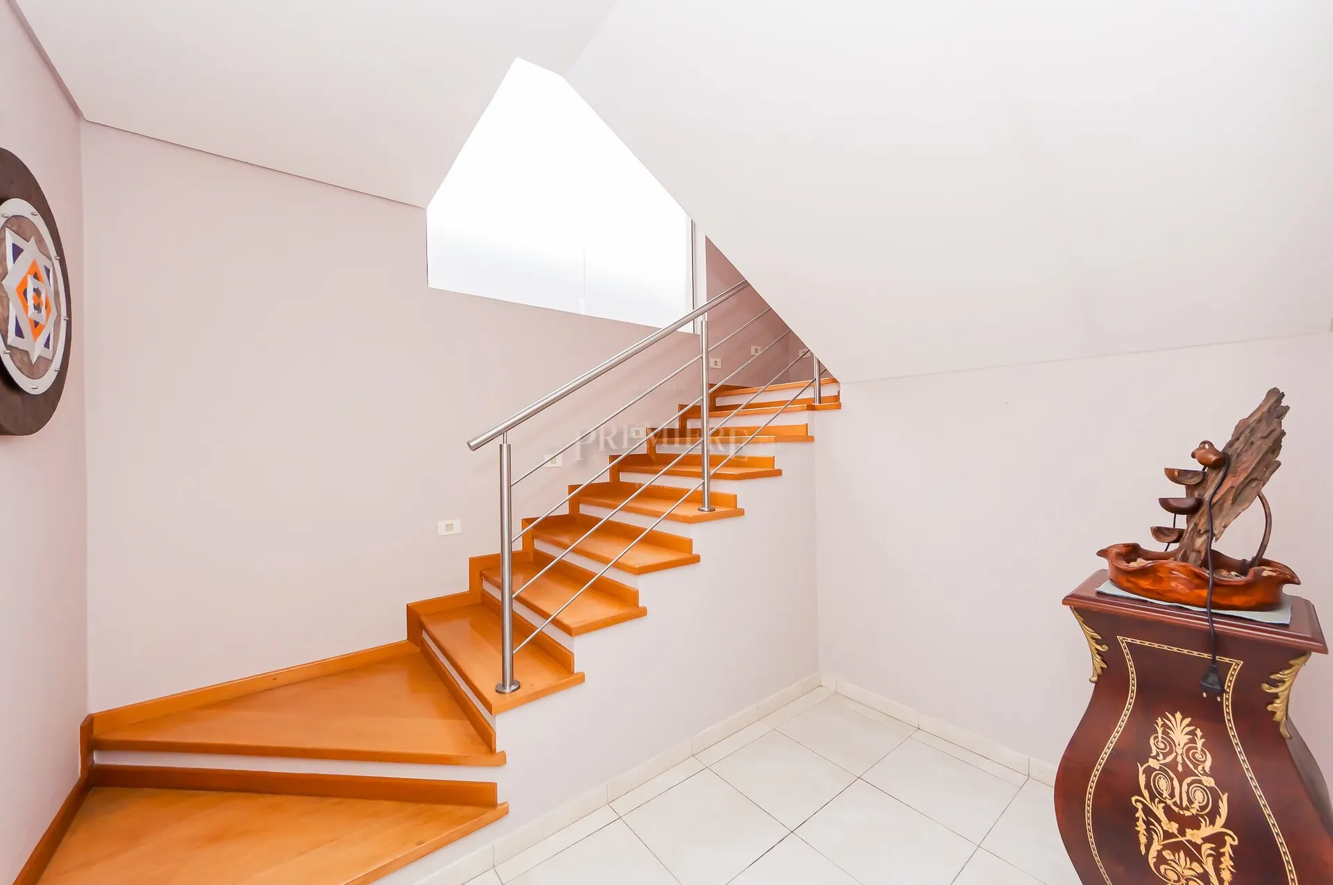 House with 3 en-suite bedrooms and 450 m² — photo 43
