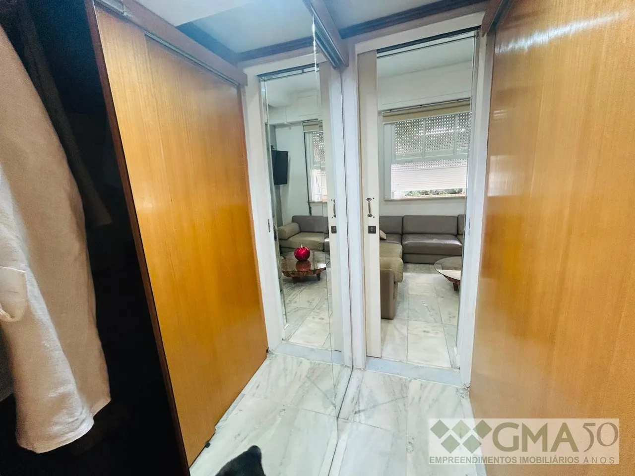 Air-conditioned apartment with 2 bedrooms and 3 bathrooms — photo 19