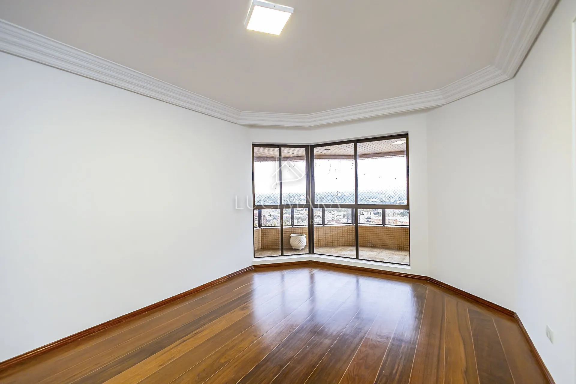 Незамеблированная квартира с 4 спальнями 427 м² — photo 14