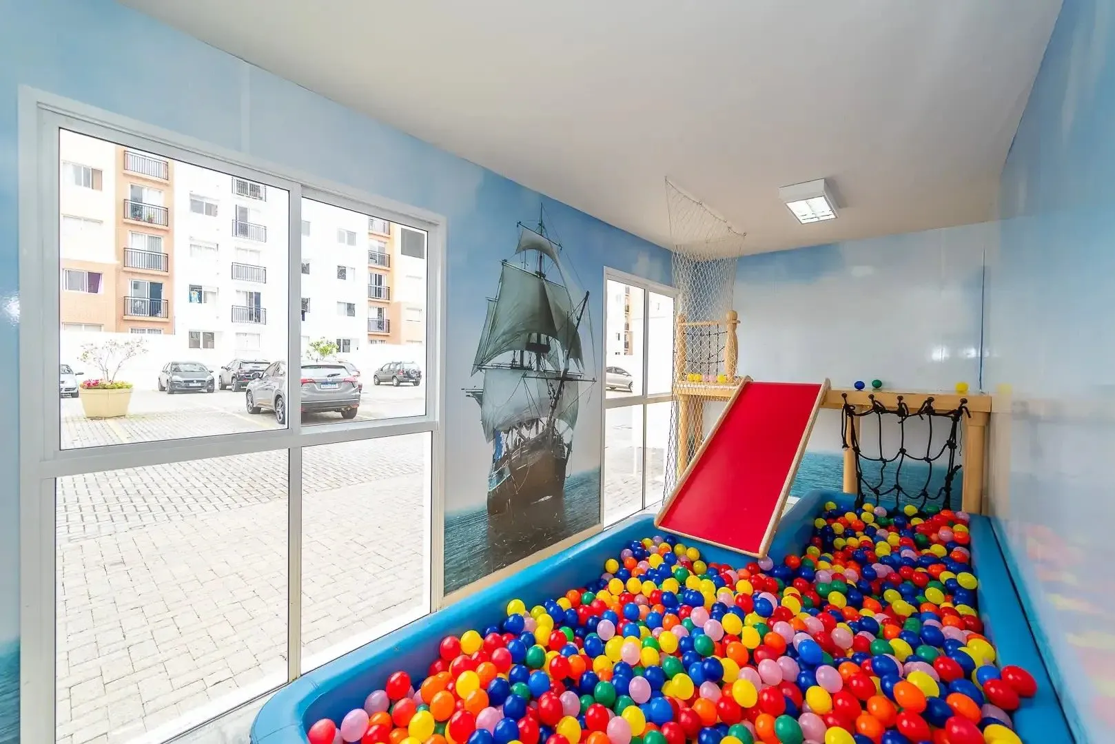 Washing machine in a 3-bedroom apartment, 73 m² — photo 44