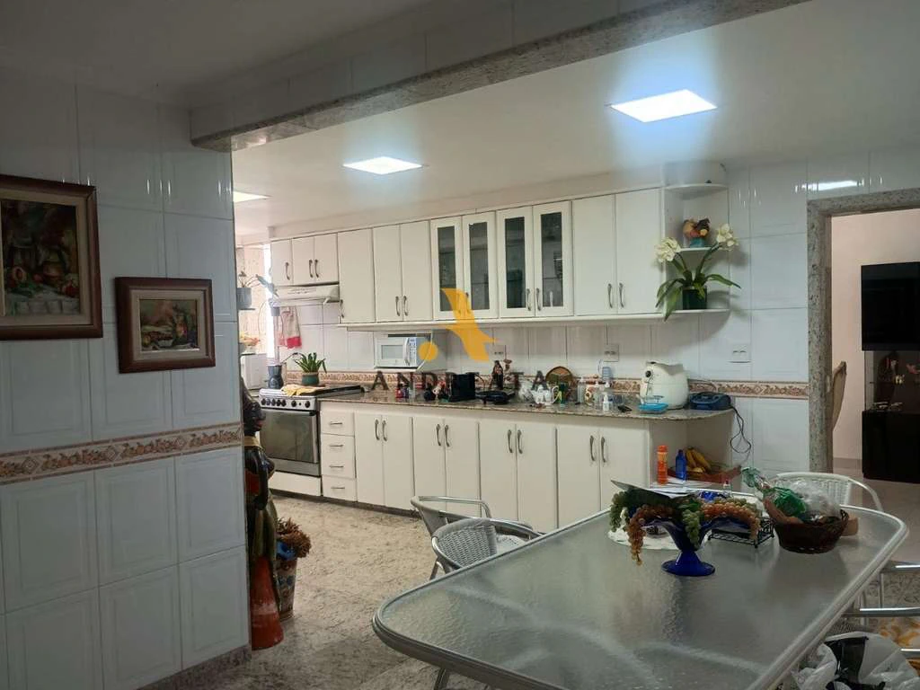 Closed-condominium house with 4 bedrooms and gas stove — photo 24