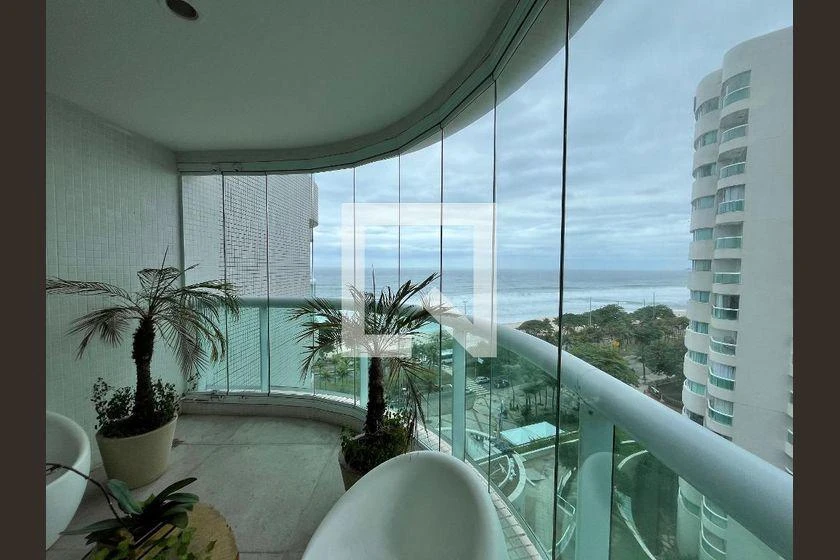 Apartamento mobiliado, 48 m², com janelas do piso ao teto — photo 9