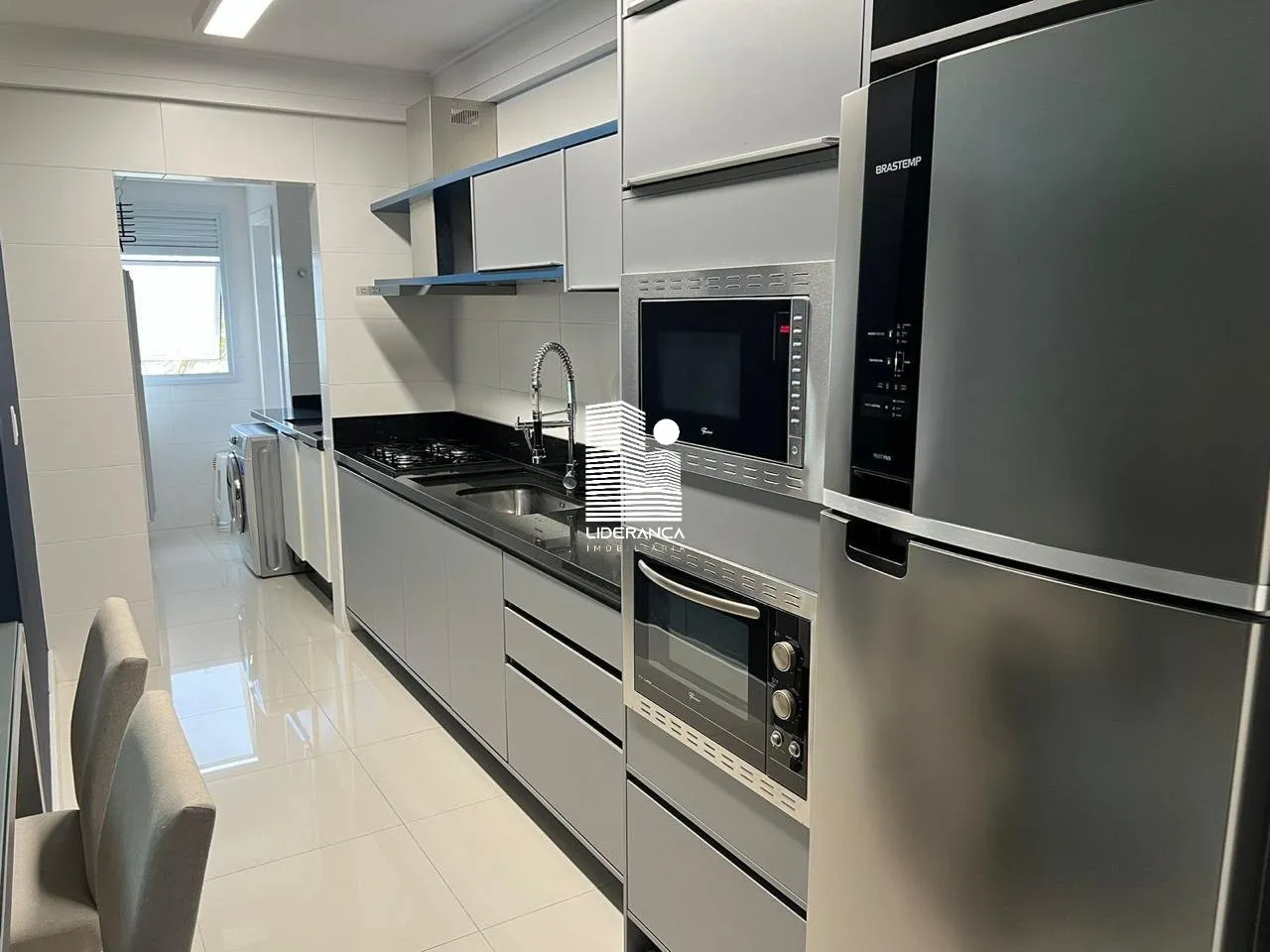 Квартира с 2 спальнями, в доме есть тренажёрный зал — photo 9