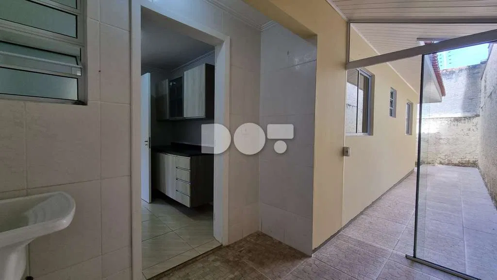 Wood or laminate floors in a 3-bedroom house, 70 m² — photo 11