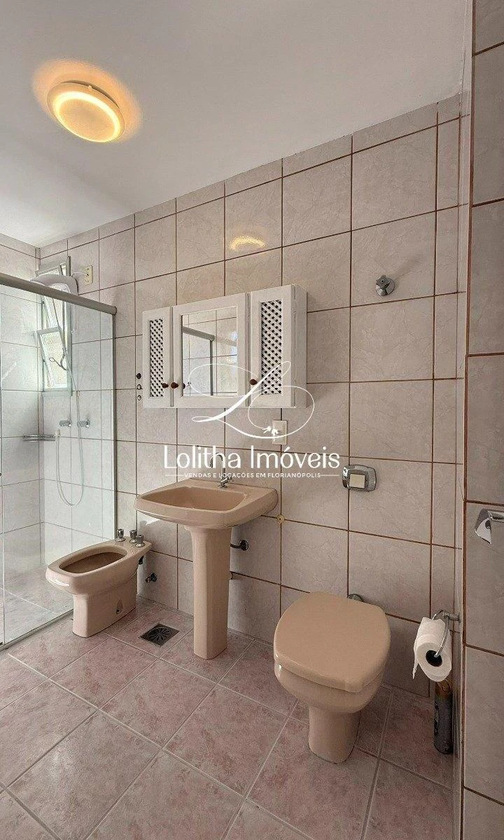3-bedroom apartment with a dishwasher in Florianópolis — photo 26
