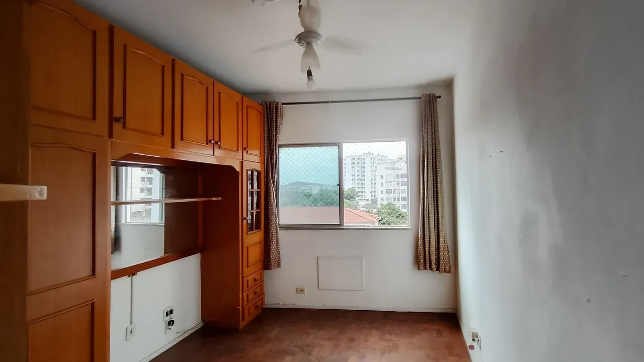 Apartamento no 4º andar com piso de madeira ou laminado — photo 25