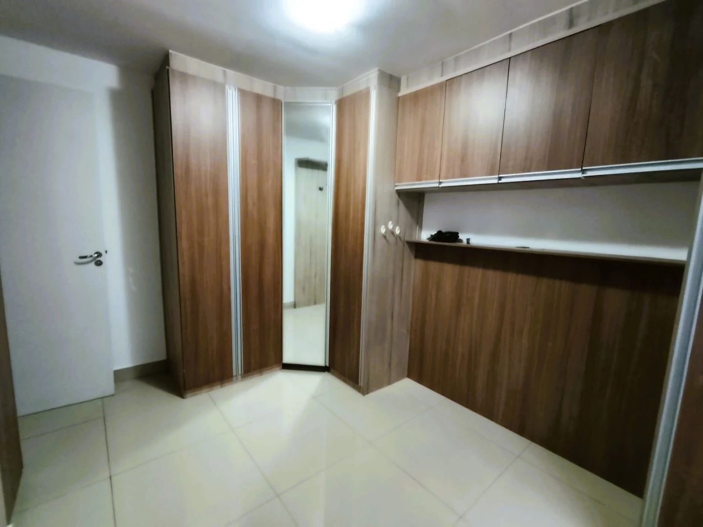 Гардеробная и 2 спальни: квартира 56 м² — photo 13