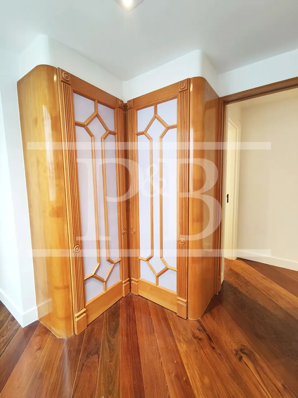 Apartamento para alugar com 4 dormitórios e 280 m² — photo 18