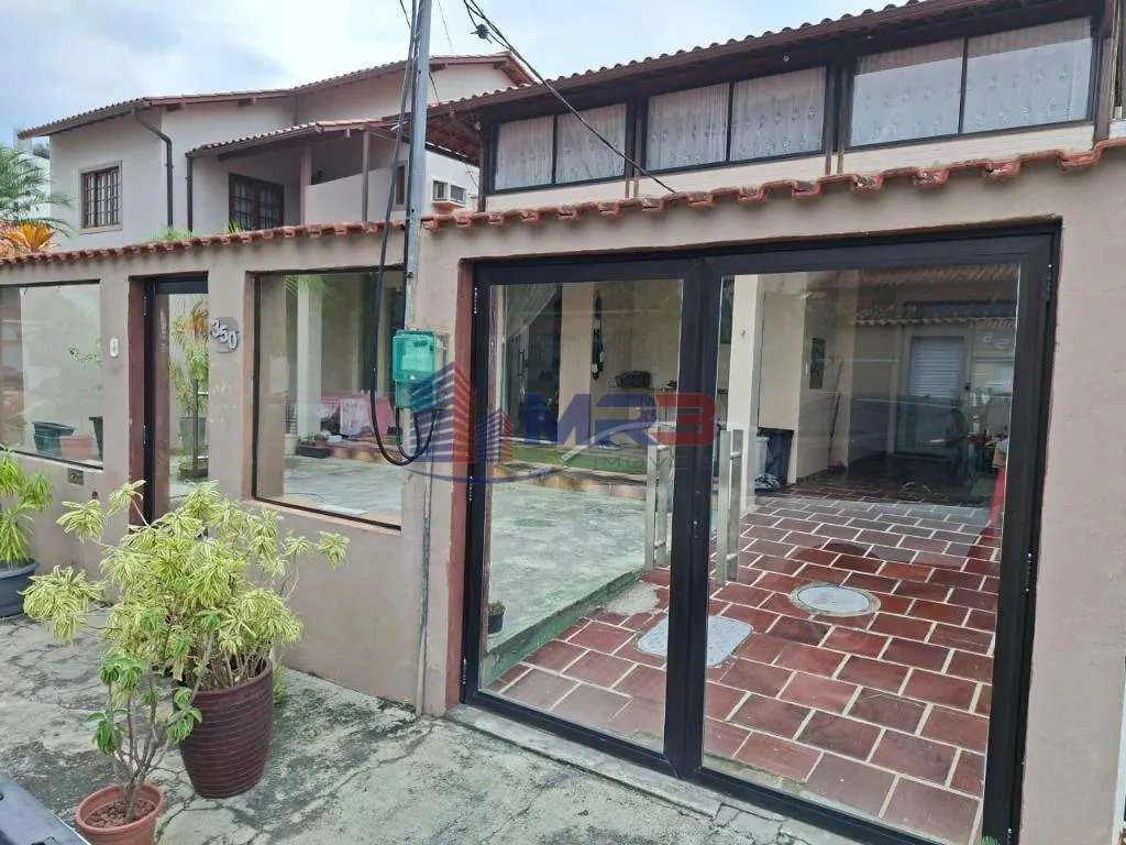 Casa com 3 quartos e 311 m², com terraço — photo 25
