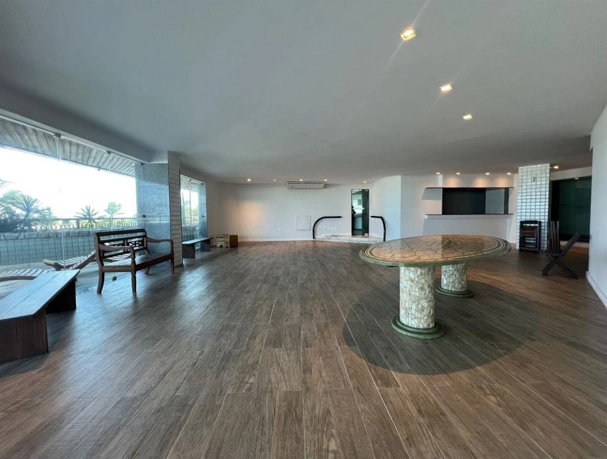 Furnished 4-bedroom apartment with 2 en-suites and 274 m² — photo 6
