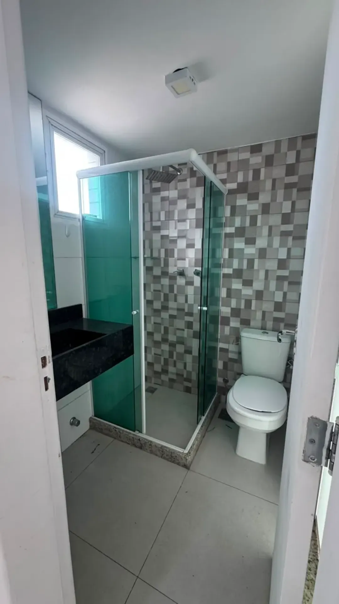 Apartment with 4 bedrooms and 4 bathrooms — photo 25
