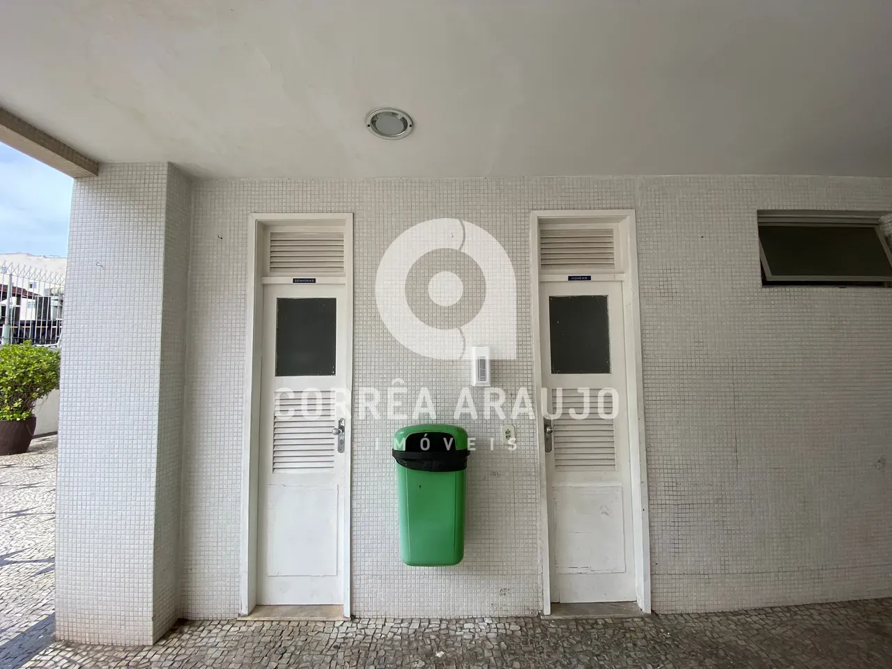 Apartamento de 160 m² com 3 quartos, 2 banheiros e varanda — photo 33