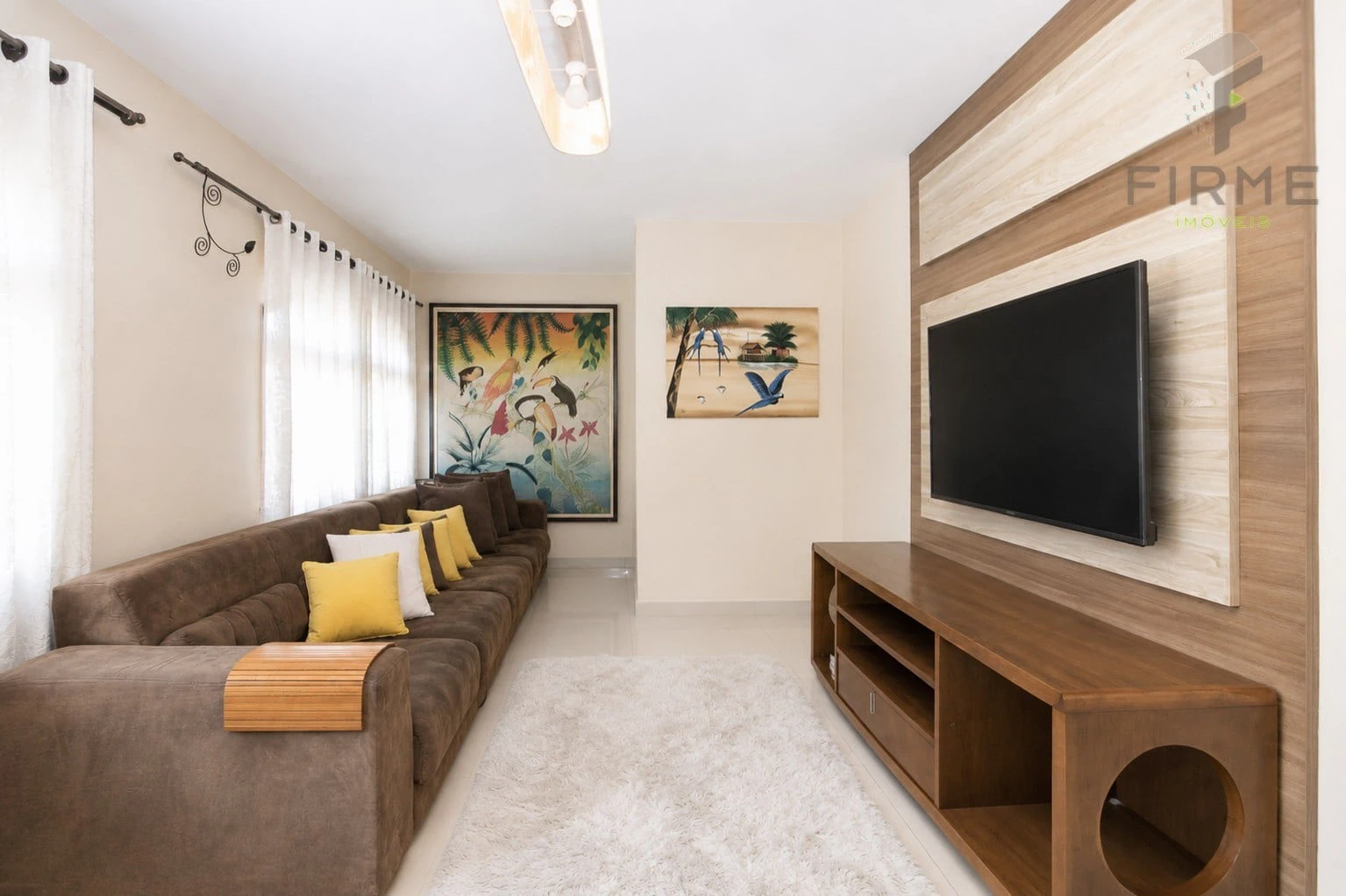 House with 3 bedrooms, 5 bathrooms, 350 m² — photo 2