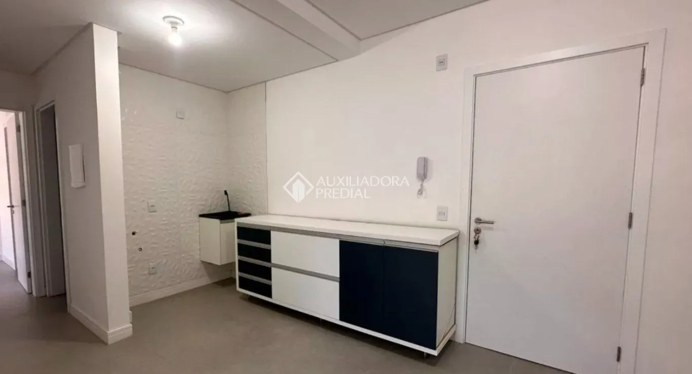 80 m² apartment with 2 bedrooms and 1 parking spot — photo 3