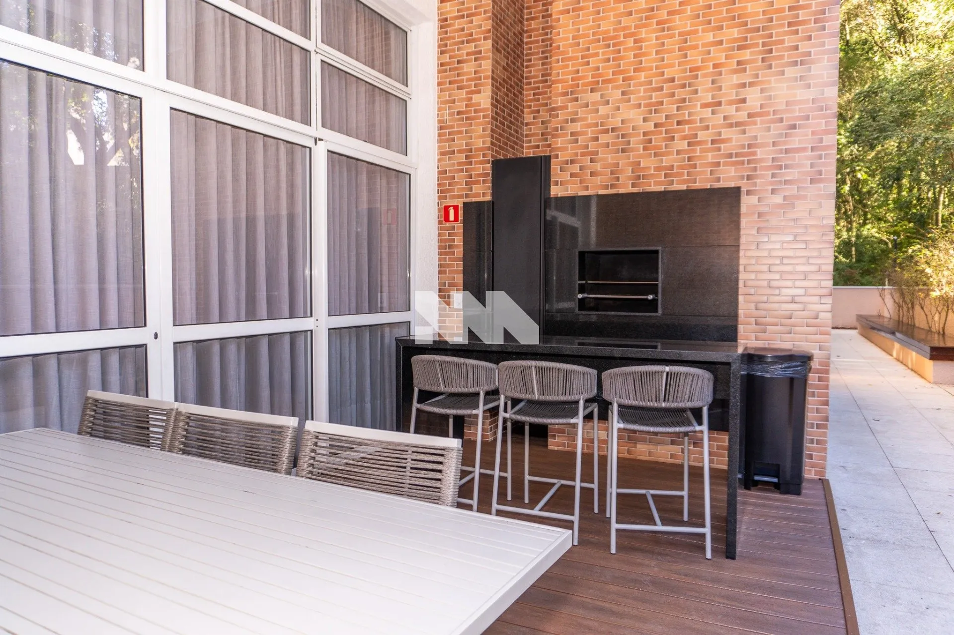 Semi-furnished apartment with 3 bedrooms and balcony grill — photo 22