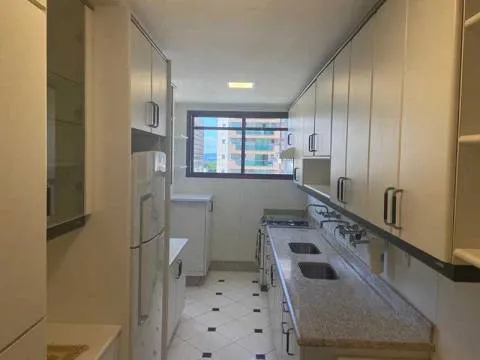 Furnished apartment with 3 bedrooms and 4 bathrooms — photo 18