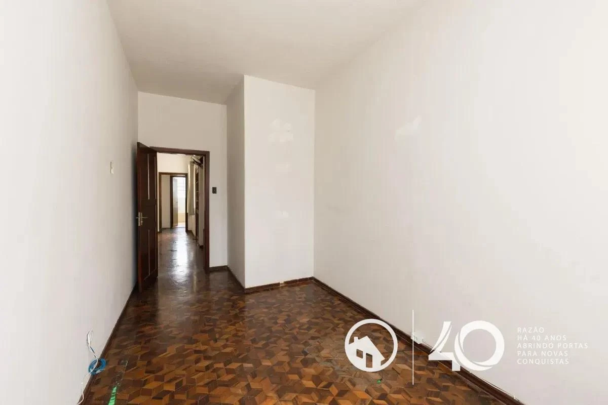 2-bedroom apartment with a washing machine in Curitiba — photo 10