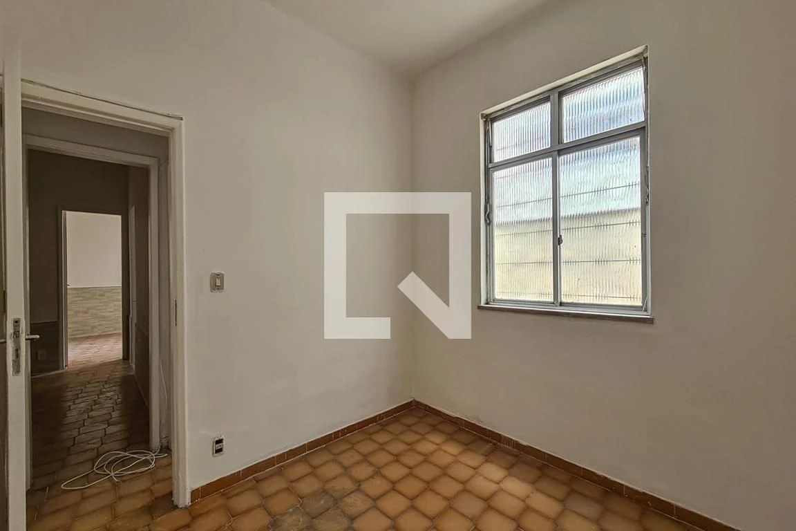 House with 3 bedrooms, 1 bathroom and 1 parking spot — photo 16