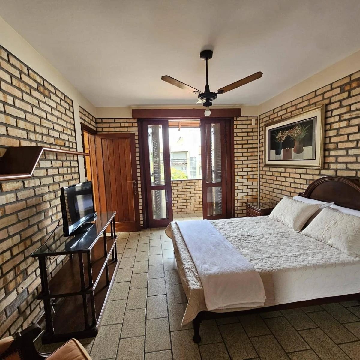 Стиральная машина и 4 спальни: дом 280 м² — photo 12