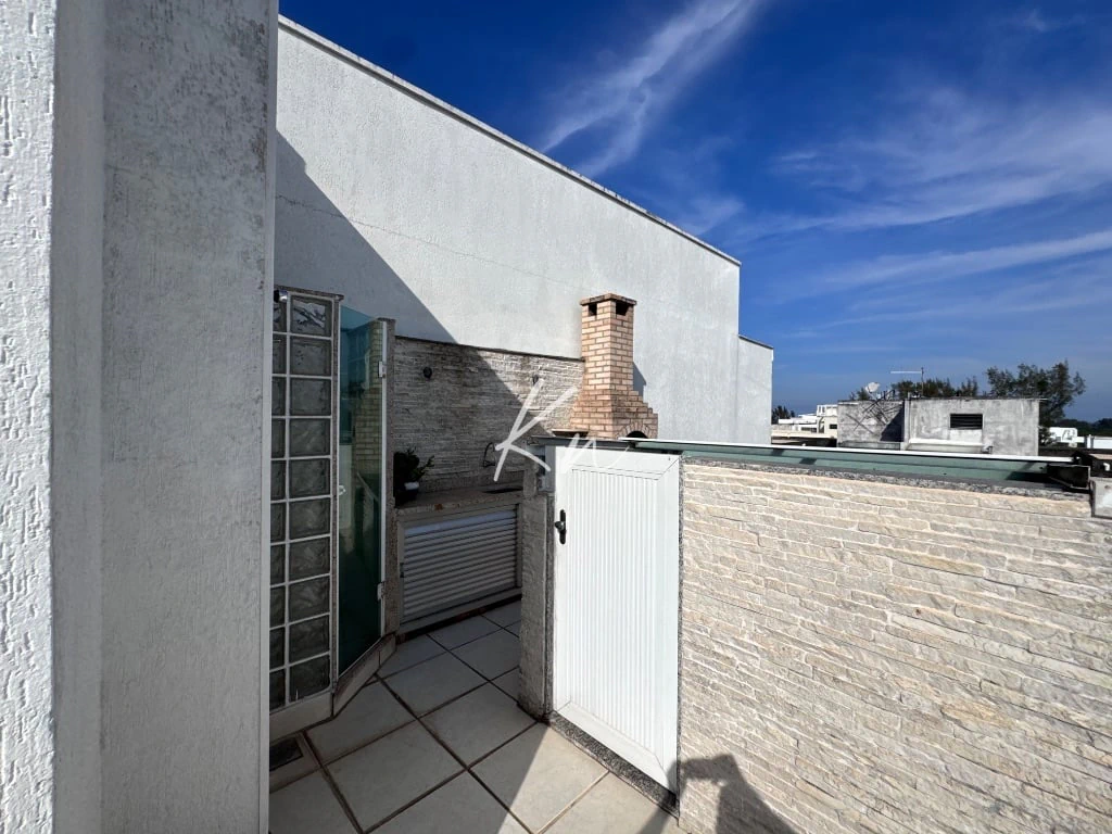 Furnished apartment, 254 m², with a grill on the balcony — photo 22