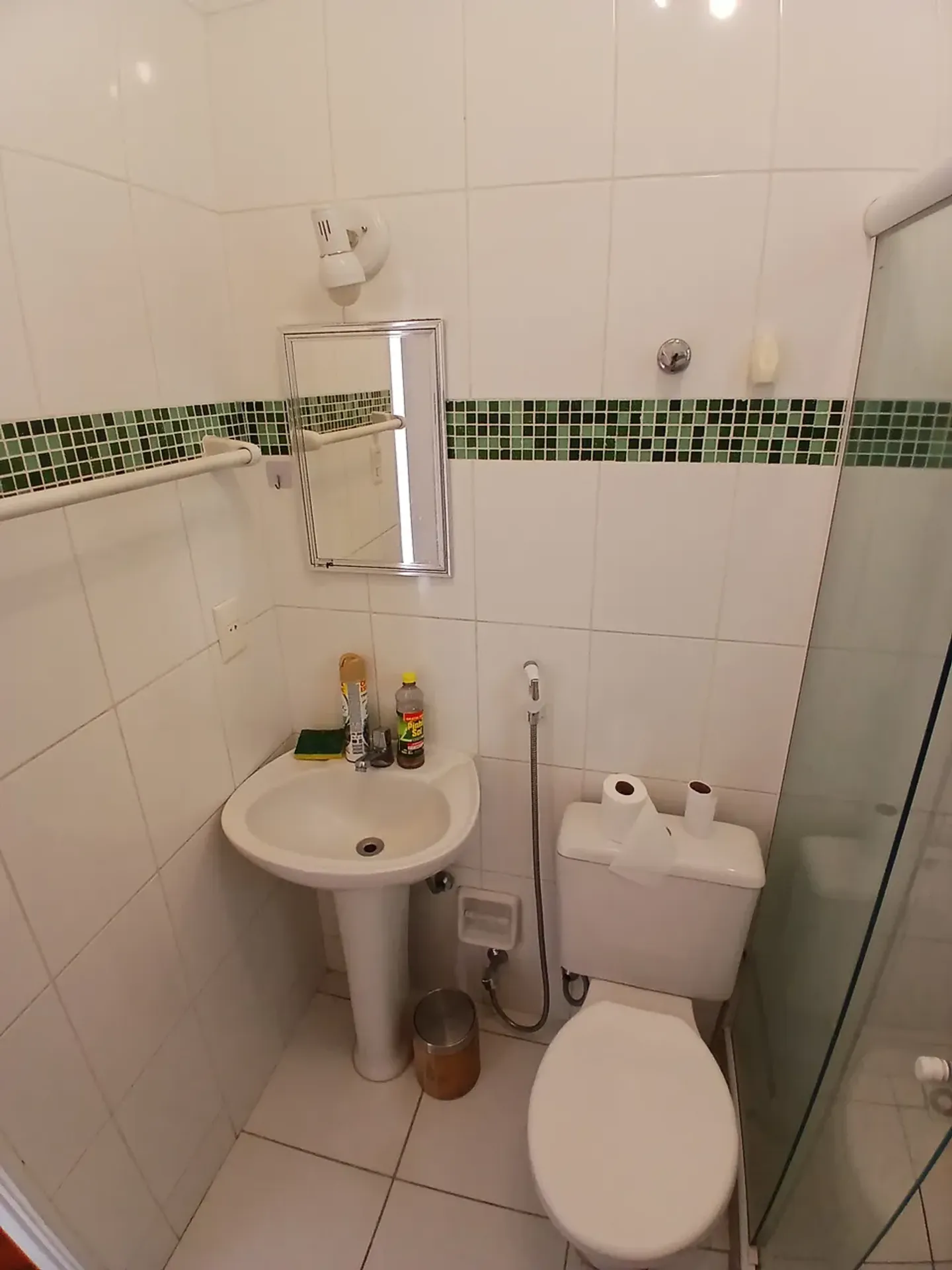 Departamento de 1 dormitorio con piso de madera o laminado — photo 24
