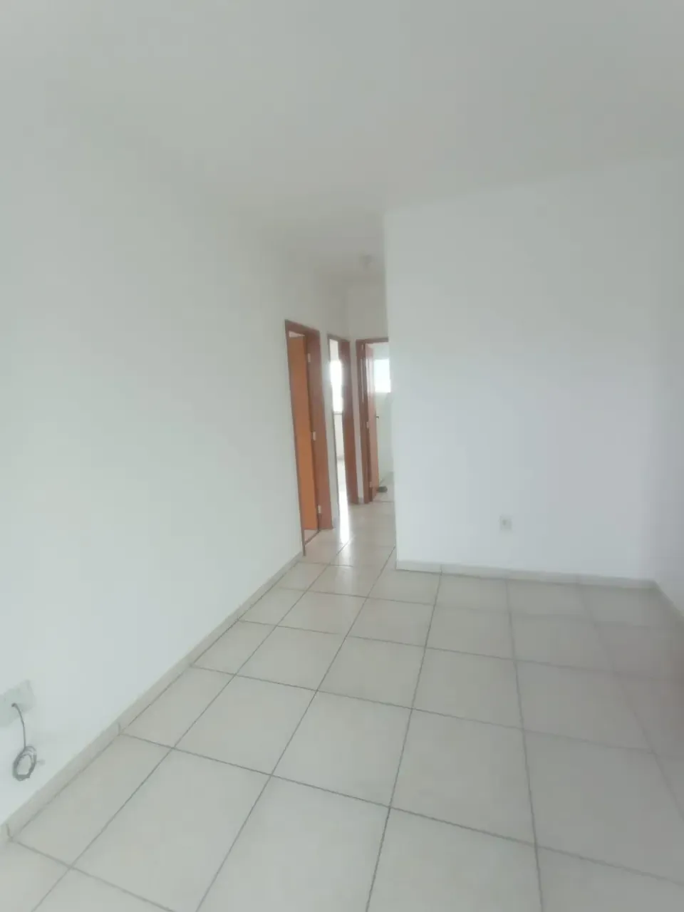 Apartamento sem mobília com 2 quartos e varanda — photo 9