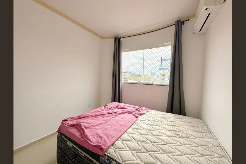 Furnished apartment with 2 bedrooms and a balcony — photo 11