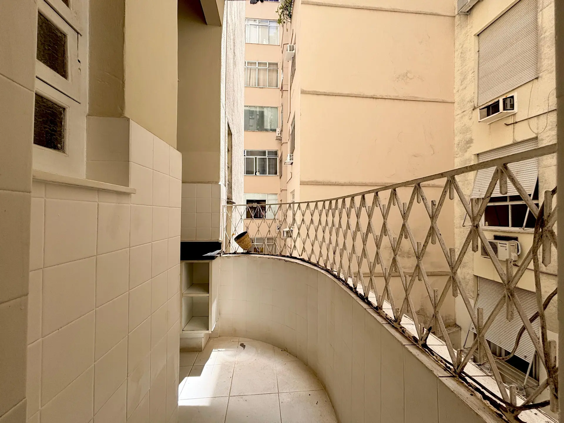 3-bedroom apartment with 2 bathrooms — photo 48