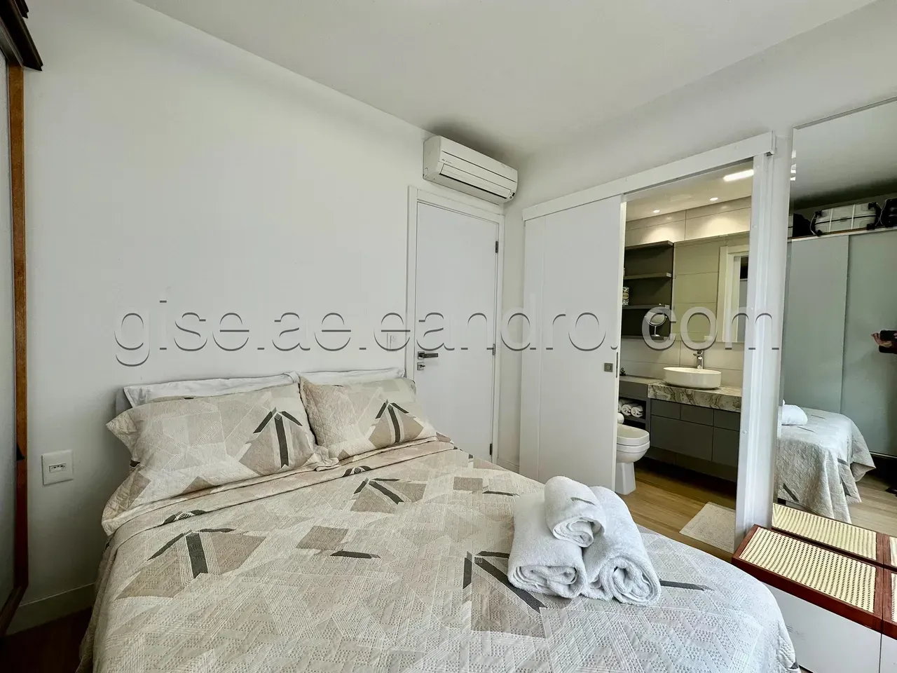 Furnished apartment with 2 bedrooms and 3 bathrooms and 2 parking — photo 12