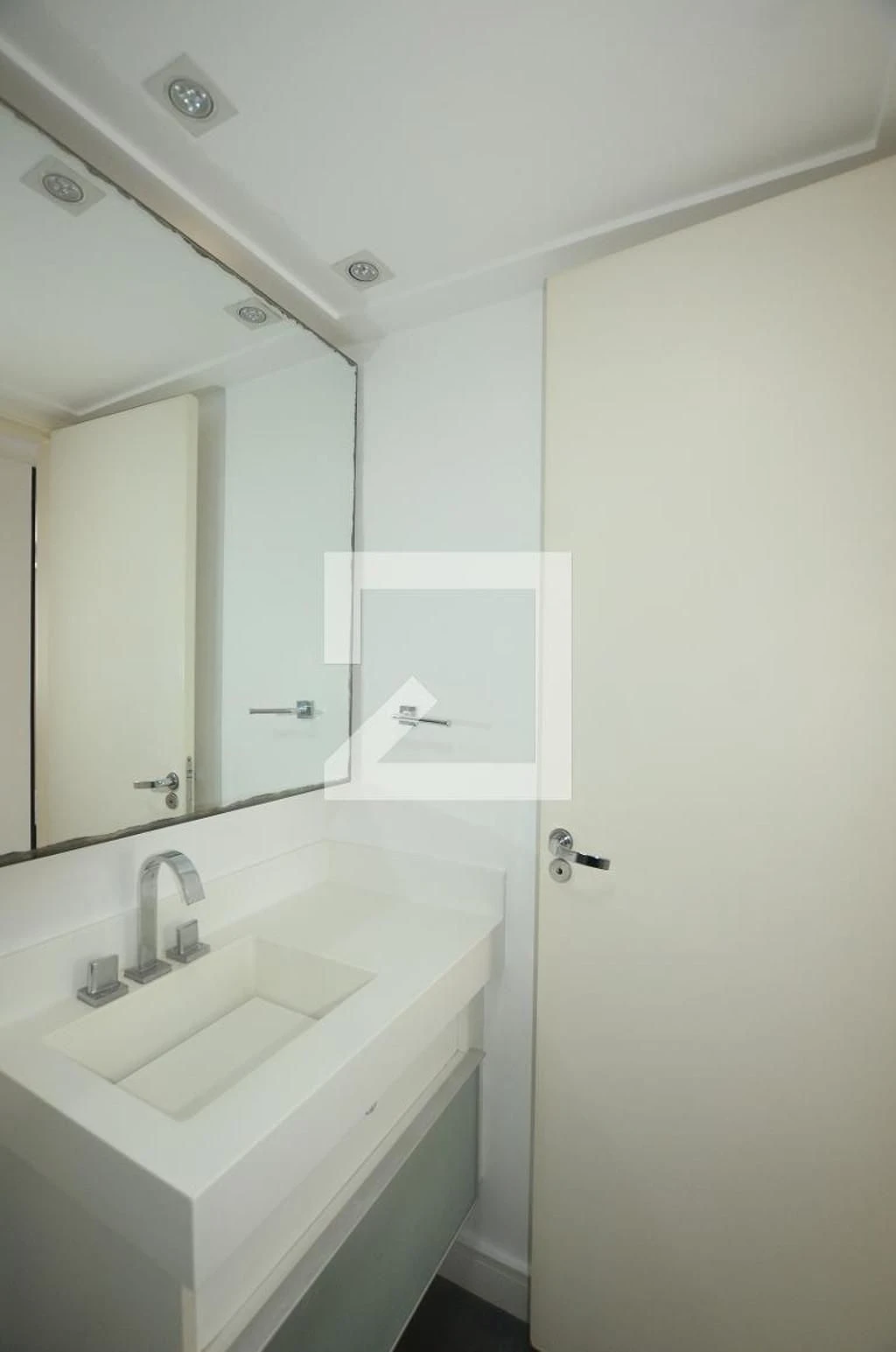 Furnished apartment, 120 m², with a private BBQ — photo 42
