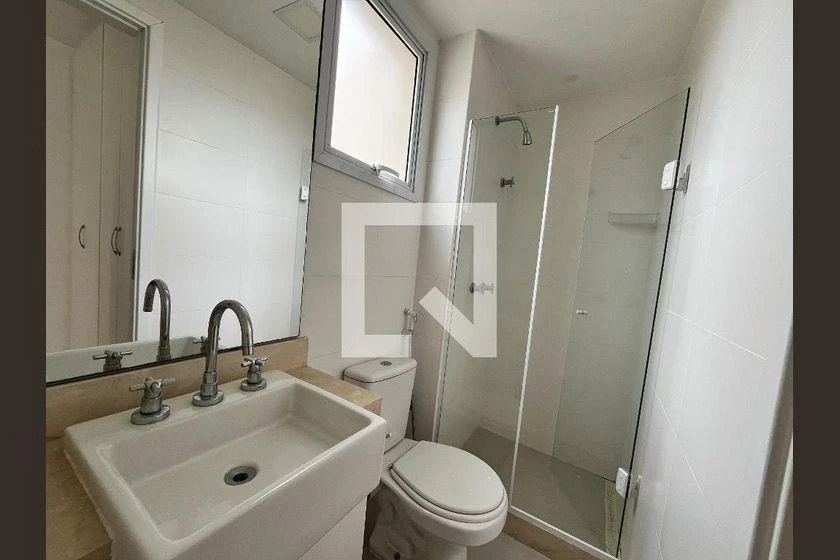 Furnished apartment, 148 m², with a glass-enclosed balcony — photo 15