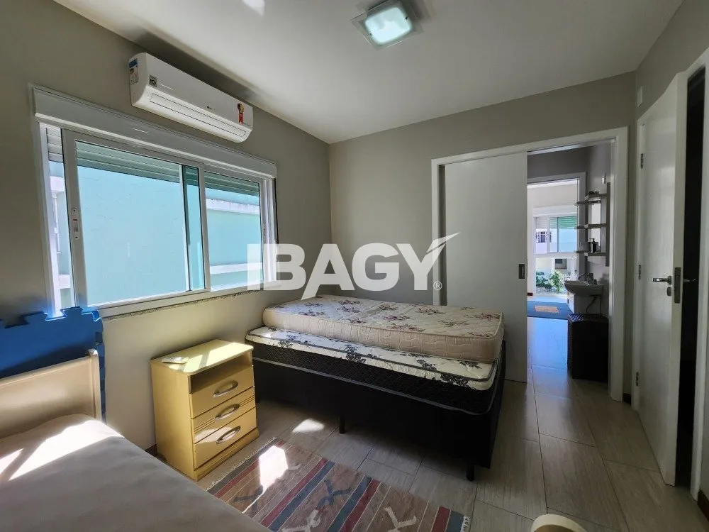 Furnished house, 157 m², with a walk-in closet — photo 17