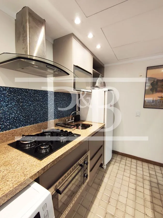 Furnished apartment with 2 bedrooms and an open-plan kitchen — photo 21