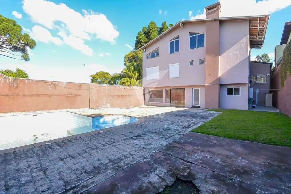 424 m² house with 3 en-suite bedrooms and 4 parking spots — photo 73