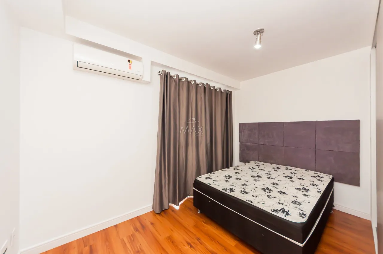 Furnished studio with balcony and open-plan kitchen — photo 7