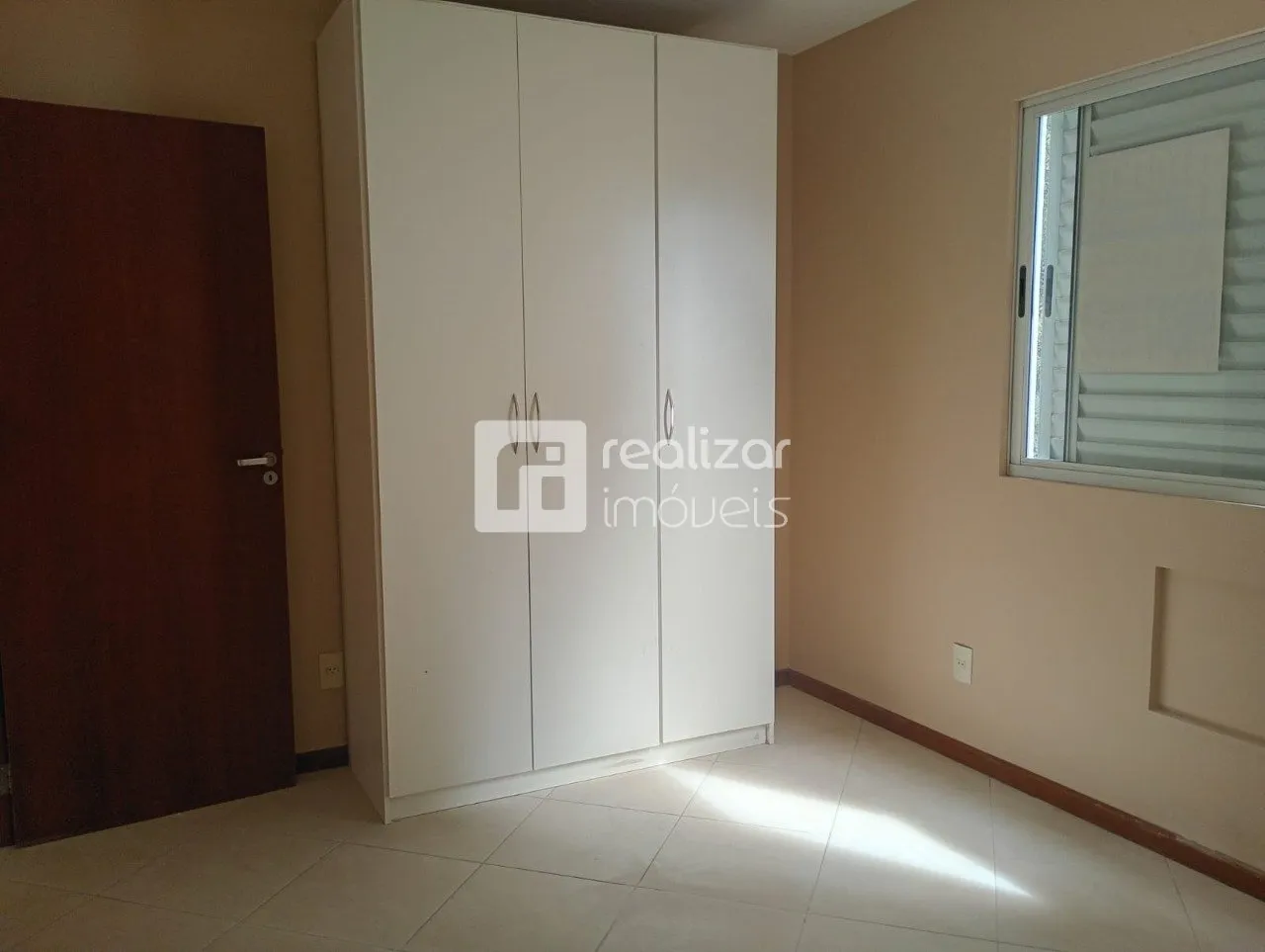 Apartamento de 2 dormitorios con balcón y 1 plaza — photo 19