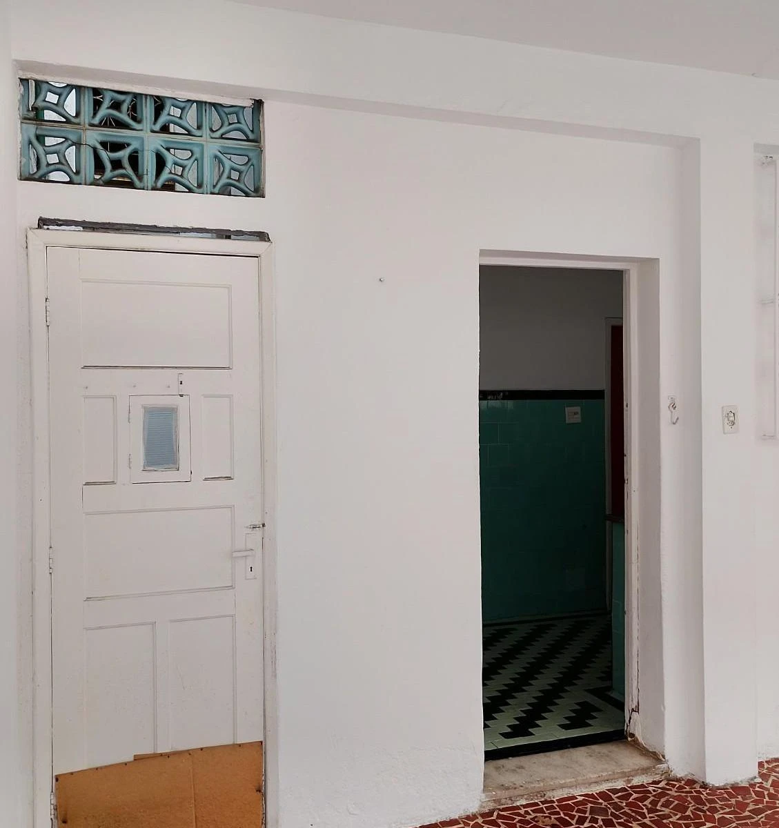 House, 50 m², with wood or laminate floors — photo 13