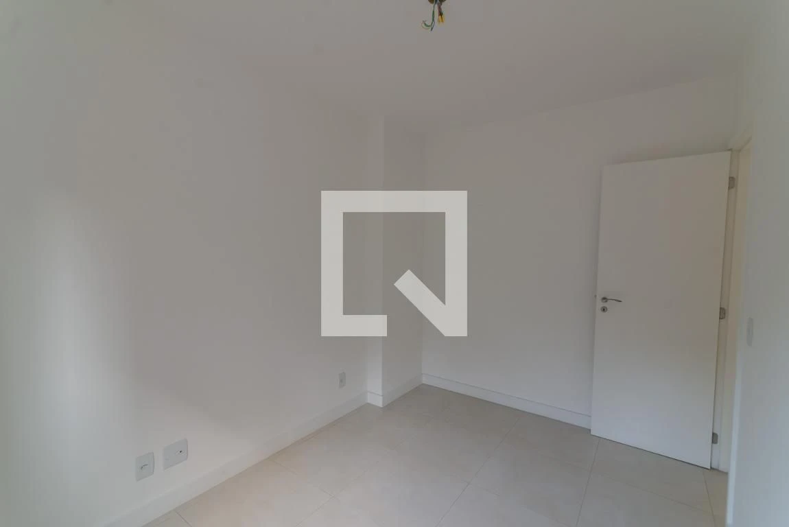 Apartamento com 2 quartos e varanda — photo 39