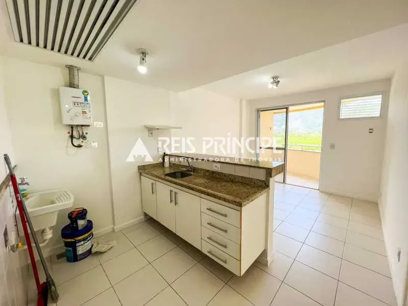 Water view in a one-bedroom apartment, 50 m² — photo 2