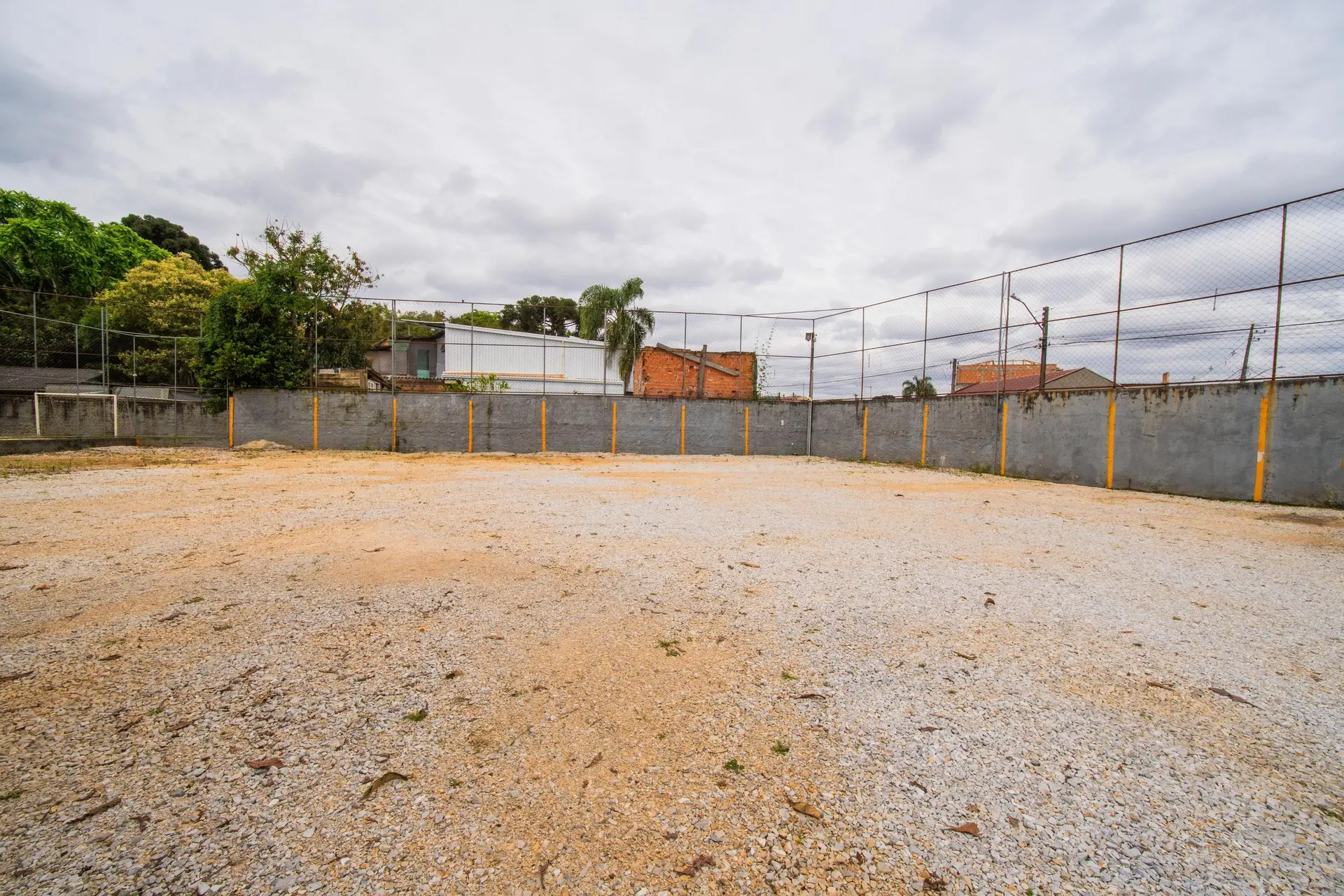 2-bedroom apartment with a washing machine in Curitiba — photo 37