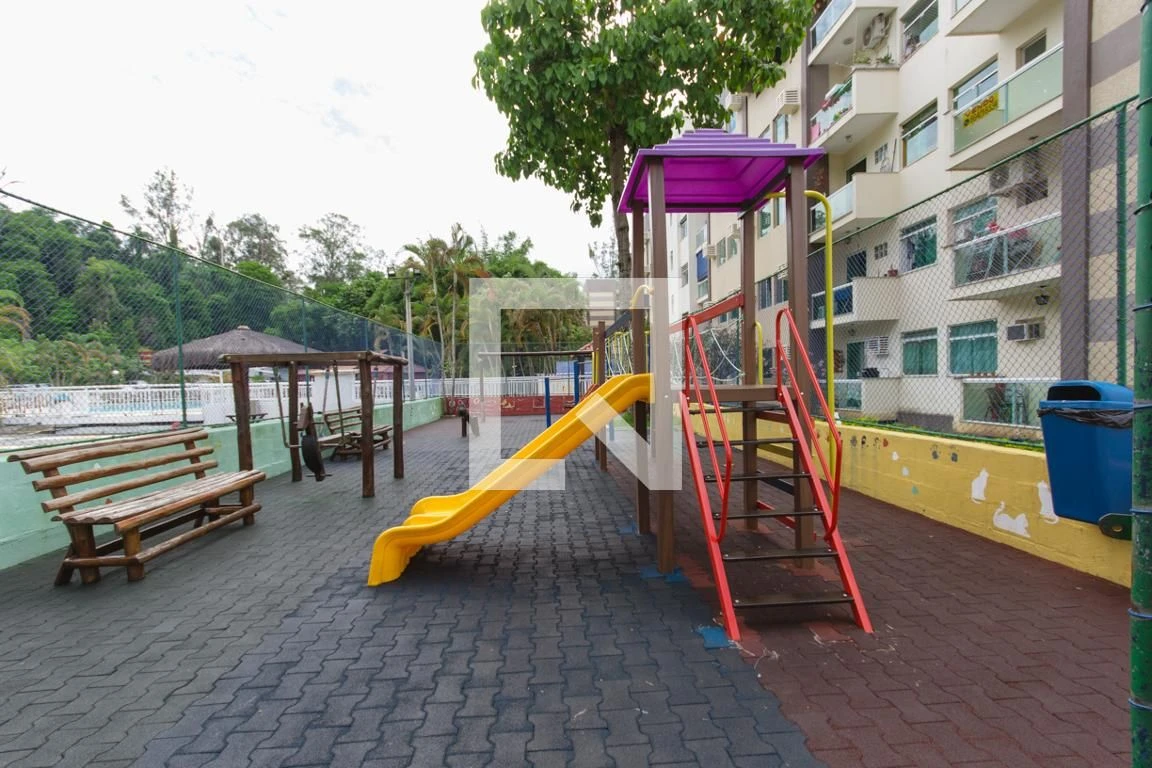 2-bedroom apartment with parking and balcony — photo 32