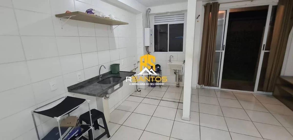 2-bedroom apartment in a building with a coworking space — photo 7