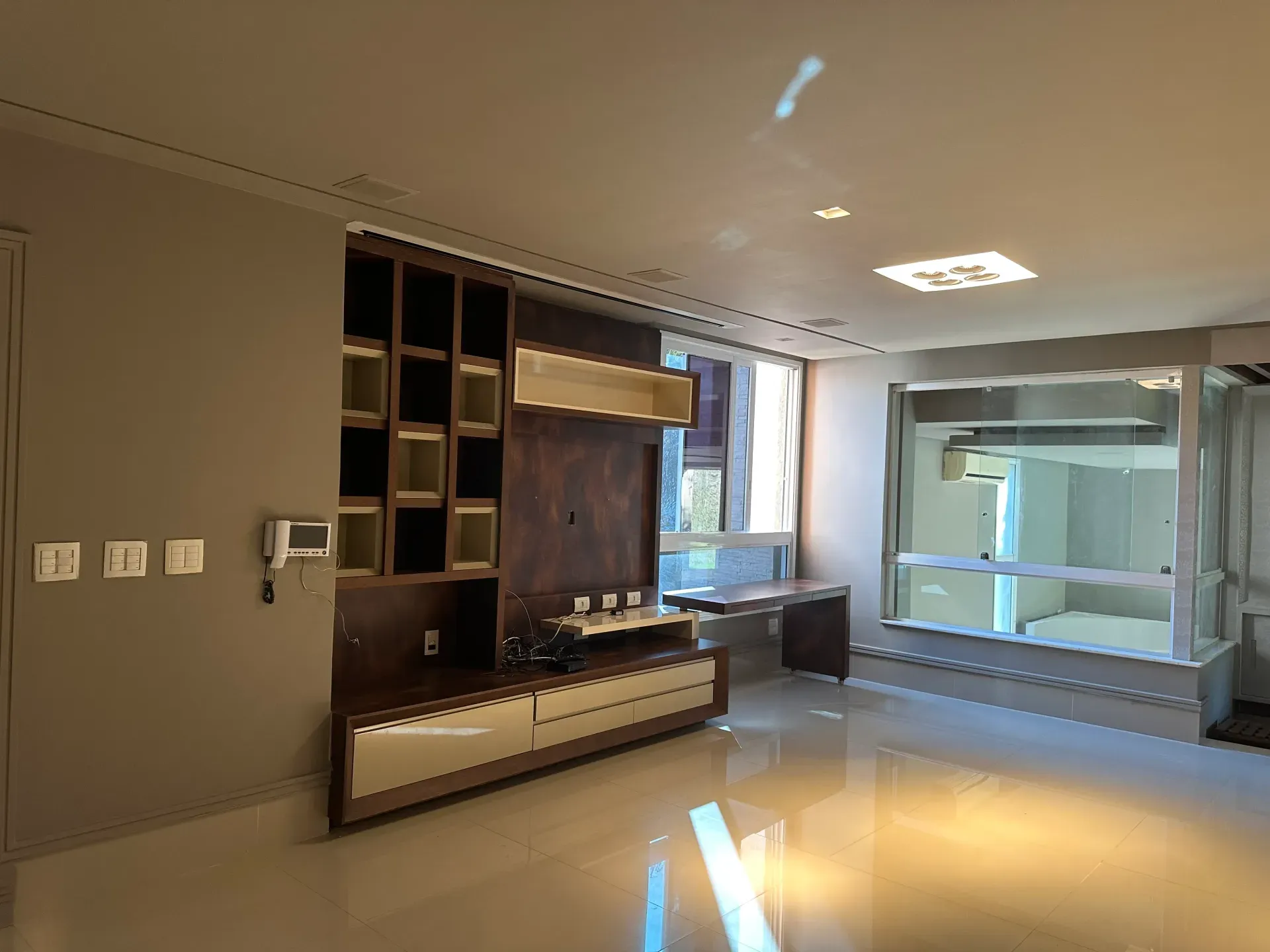 Condominium house with 4 bedrooms and 5 bathrooms — photo 14